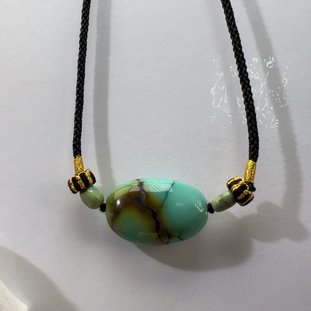 绿松石未镶嵌挂件