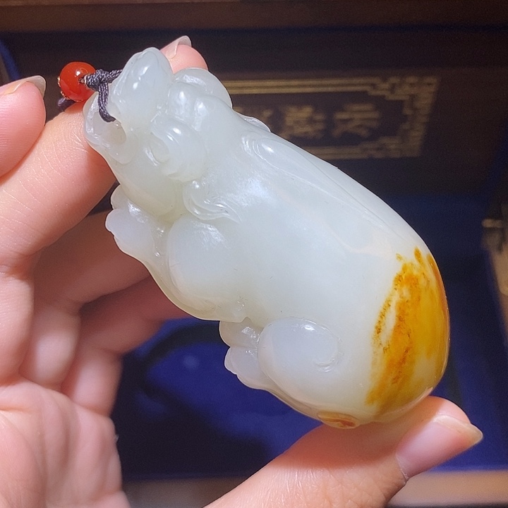 和田玉未镶嵌挂件王*赚