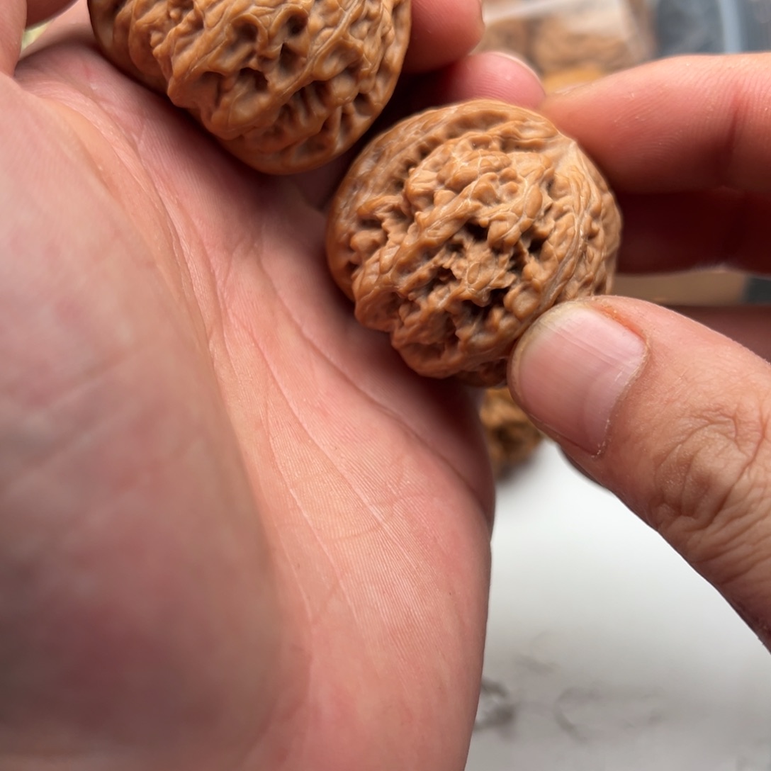 文玩核桃把件红锦鲤42