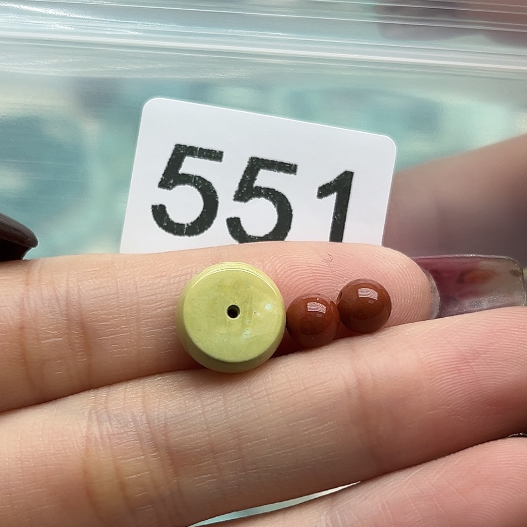 南红玛瑙未镶嵌珠宝奇石