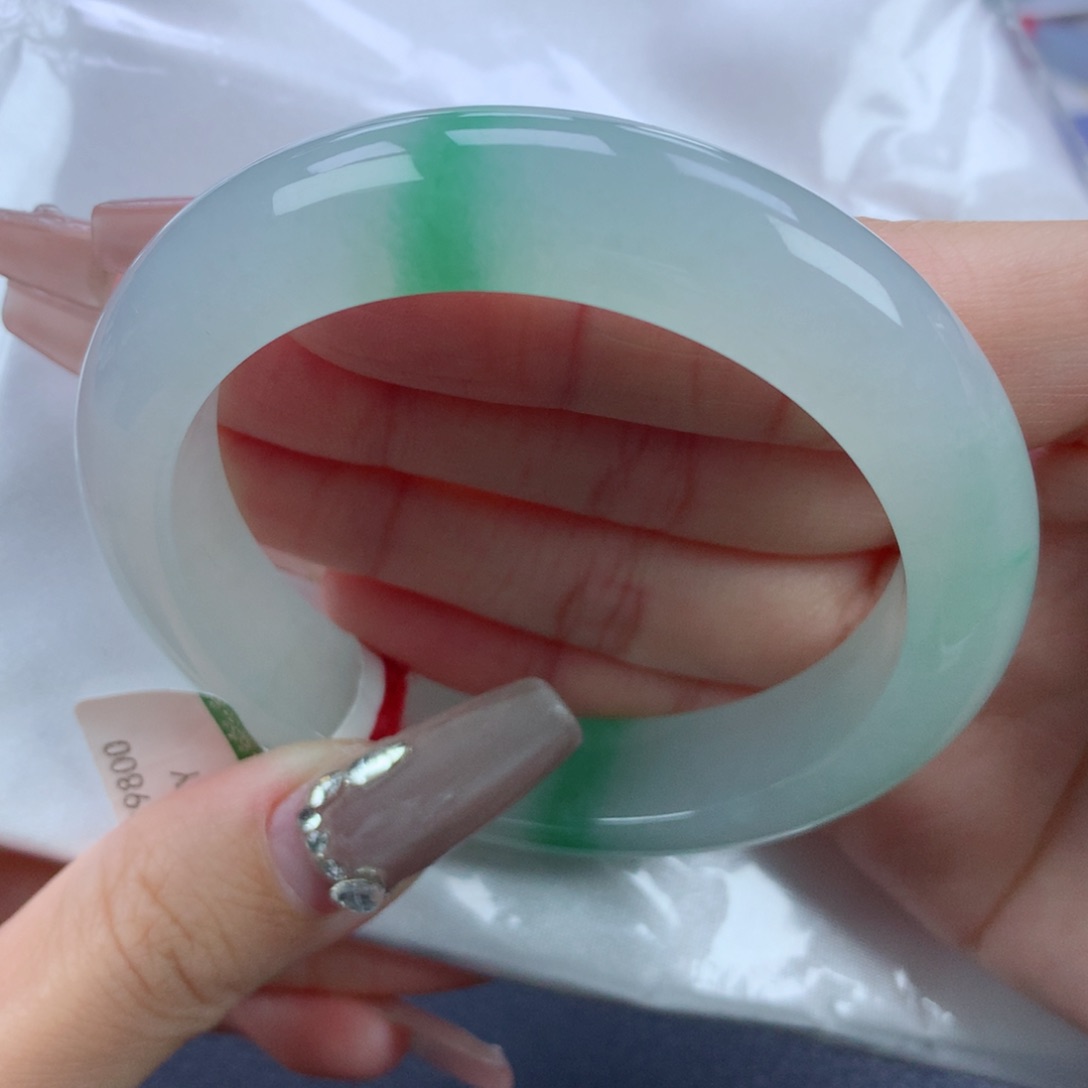 翡翠手镯未镶嵌5556正圈