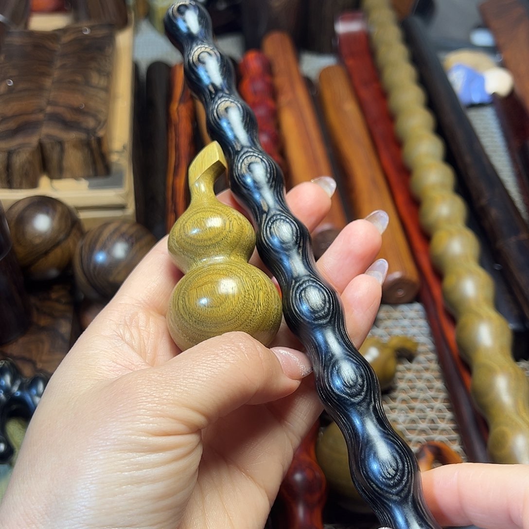 维腊木（绿檀）二*葫芦