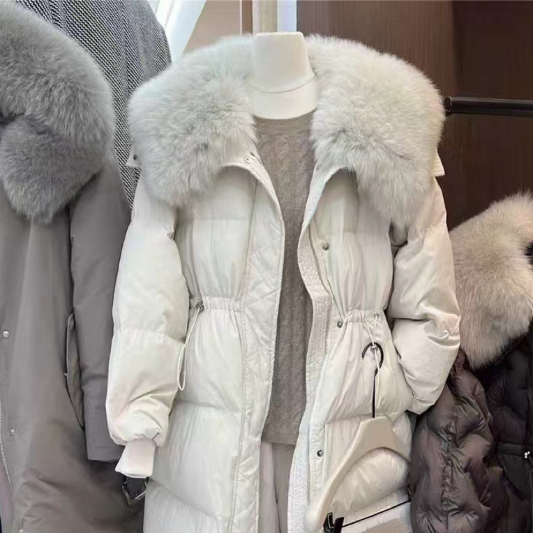 【板老板】新款狐狸大毛领羽绒服蚂蚁腰女修身显瘦大毛毛长款