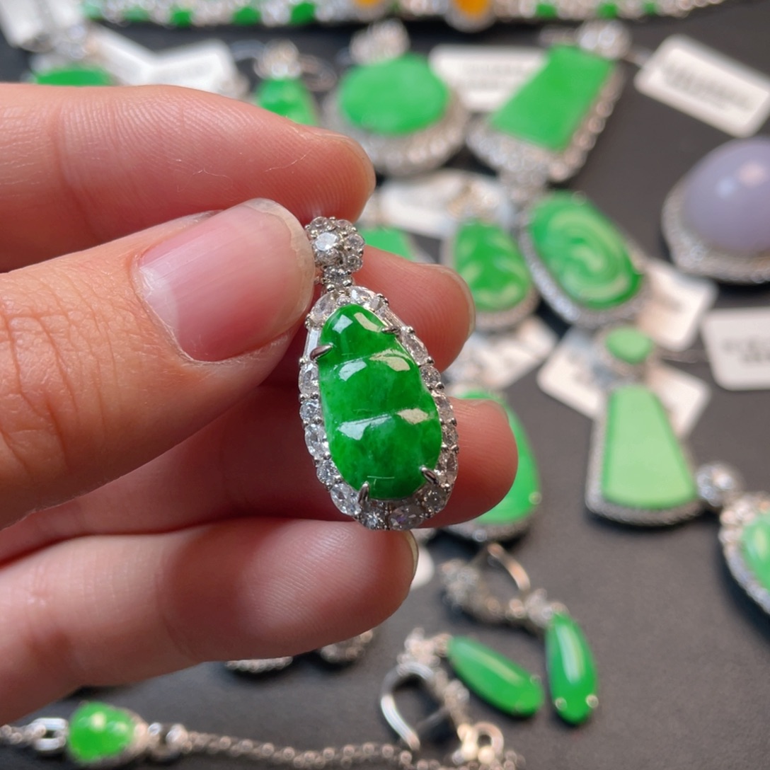 翡翠吊坠(不含链)银S925镶嵌