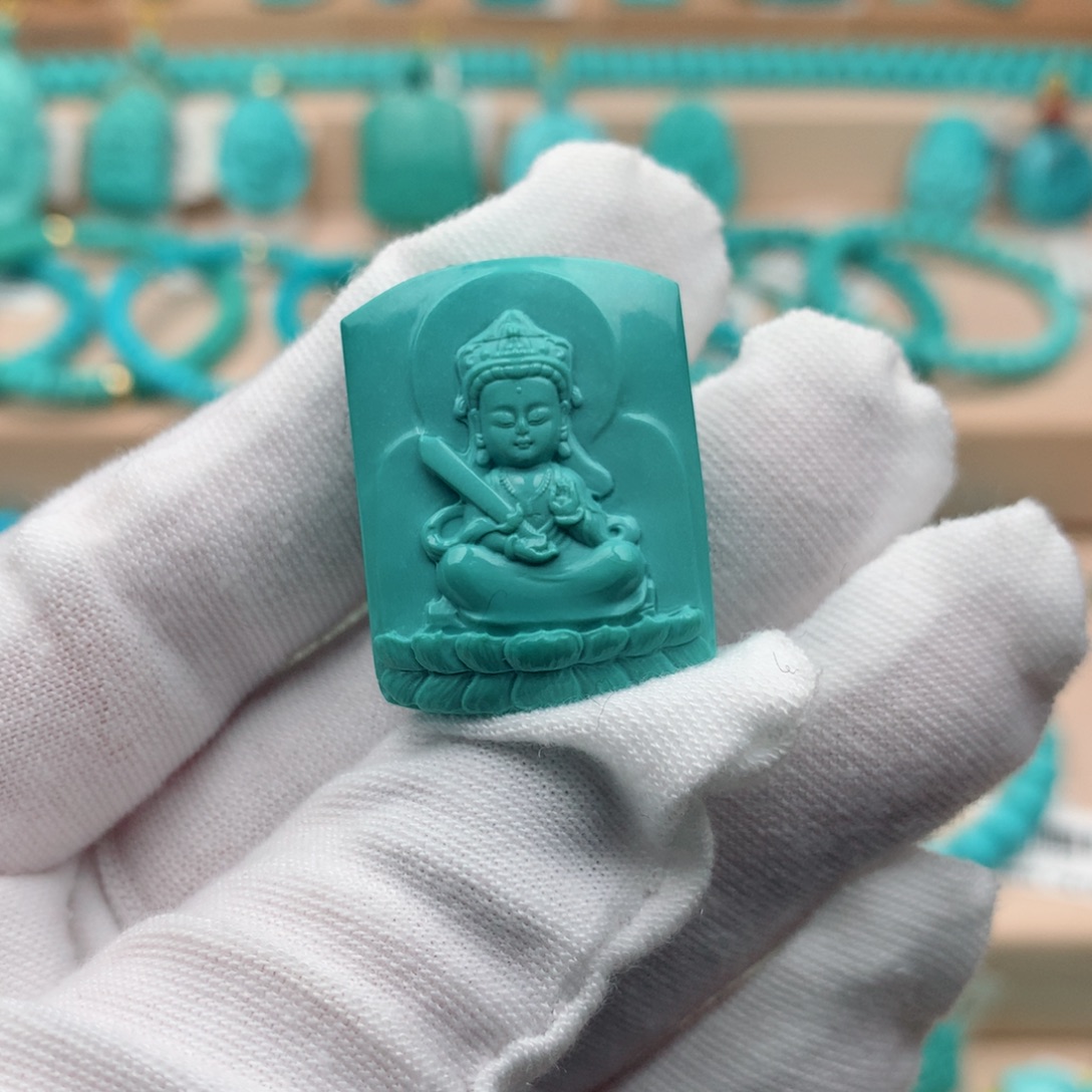 绿松石未镶嵌珠宝奇石13.2克