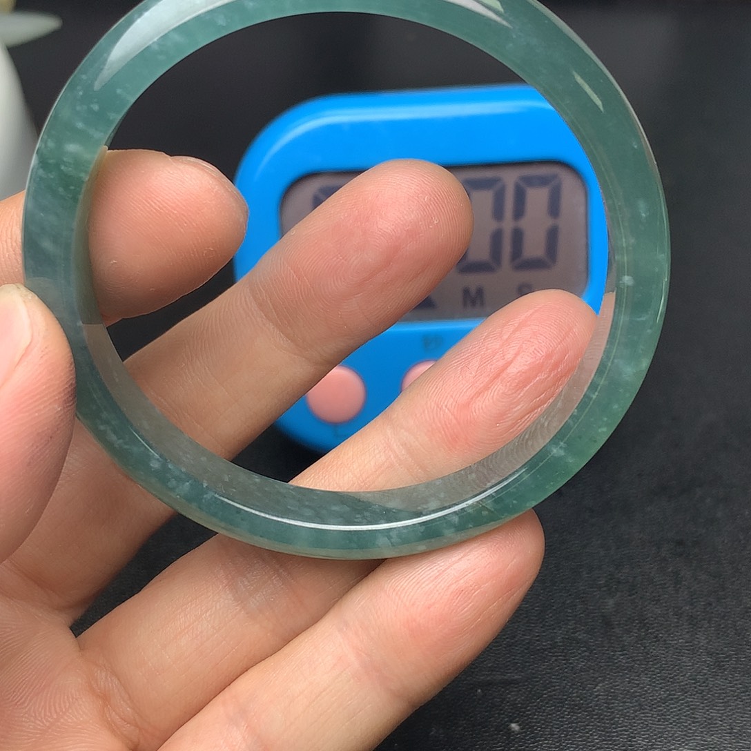 翡翠未镶嵌颈饰翡翠首饰和翡翠珠宝