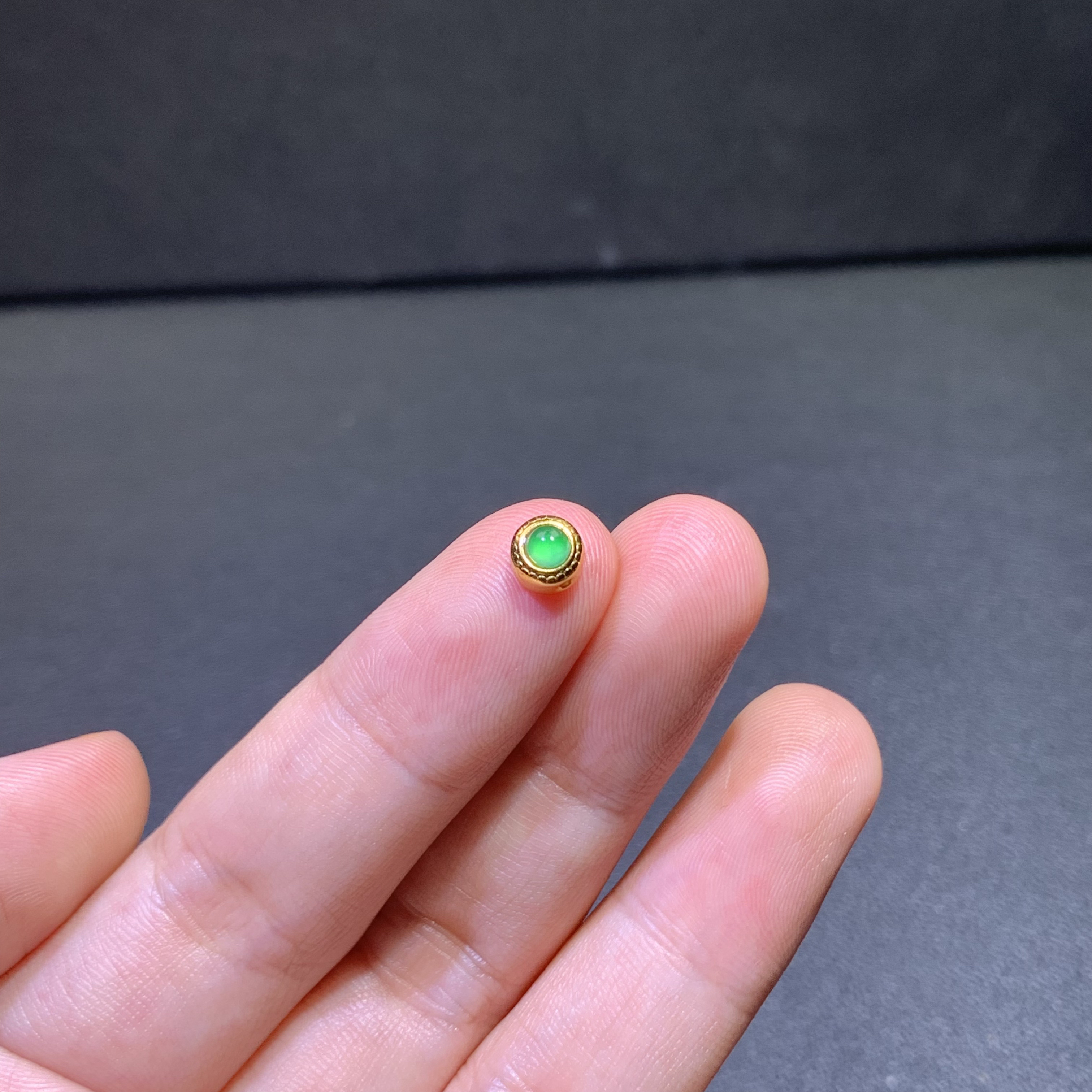 小豆丁银镶嵌高冰阳绿可diy百搭轻奢气质款蛋面卡3