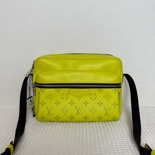 99新 LouisVuitton/路易威登 97新/7802时尚芯片款柠檬黄相机包