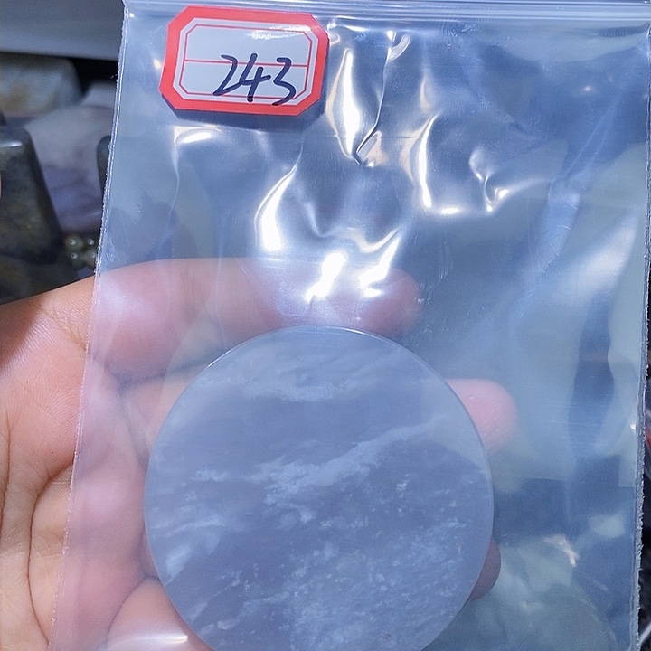 和田玉和田玉未镶嵌余**哥