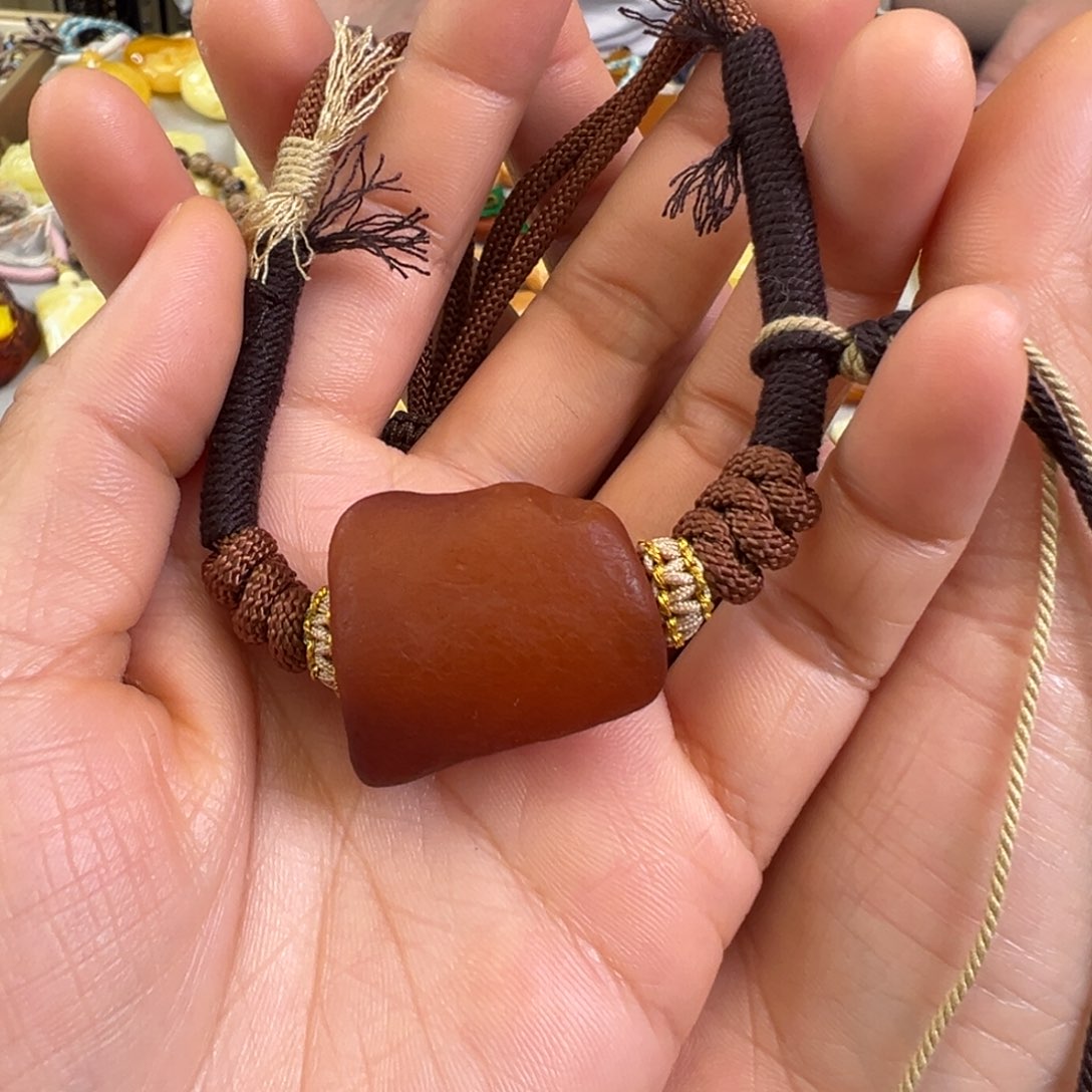 蜜蜡裸石未镶嵌蜜蜡