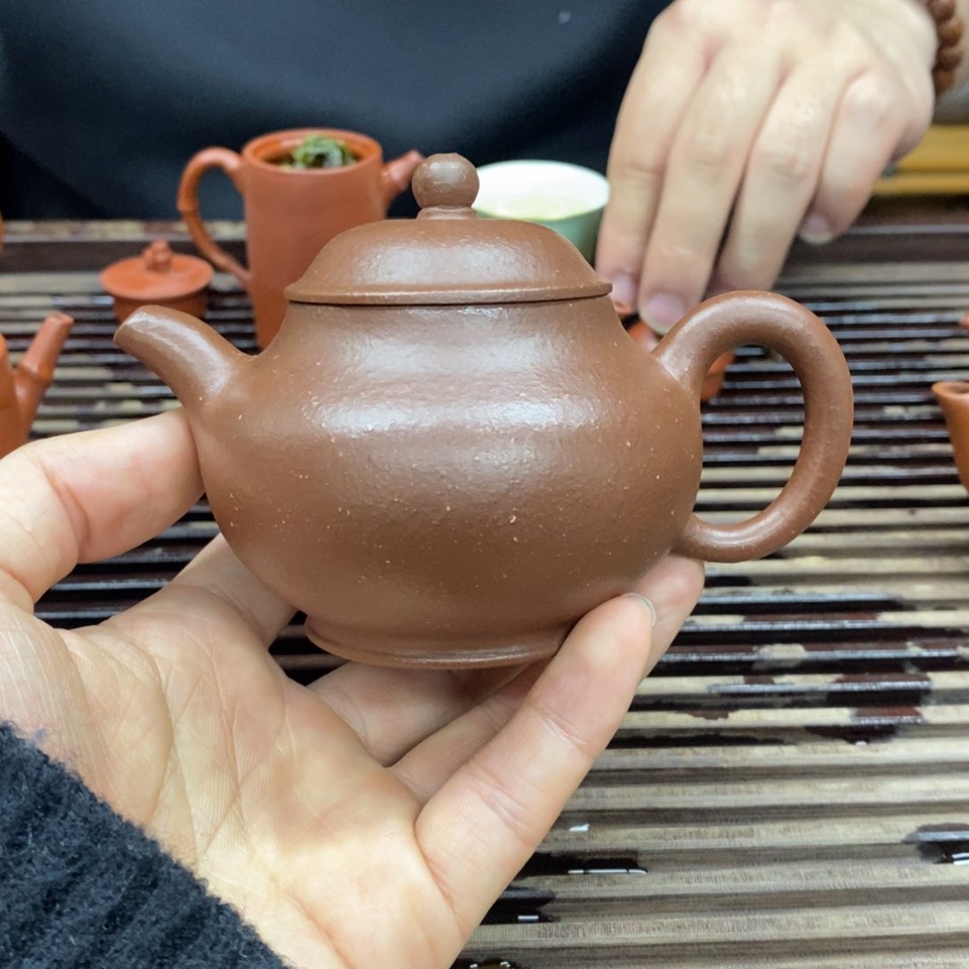紫砂茶壶135毫升紫泥潘壶