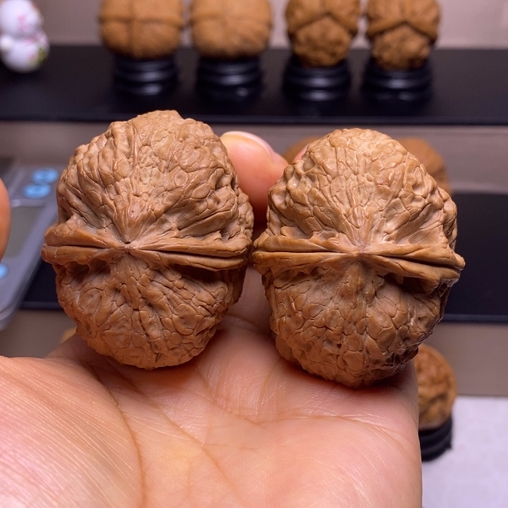 文玩核桃把件虎头蟾45