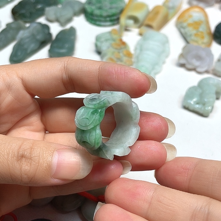定制翡翠未镶嵌翡翠