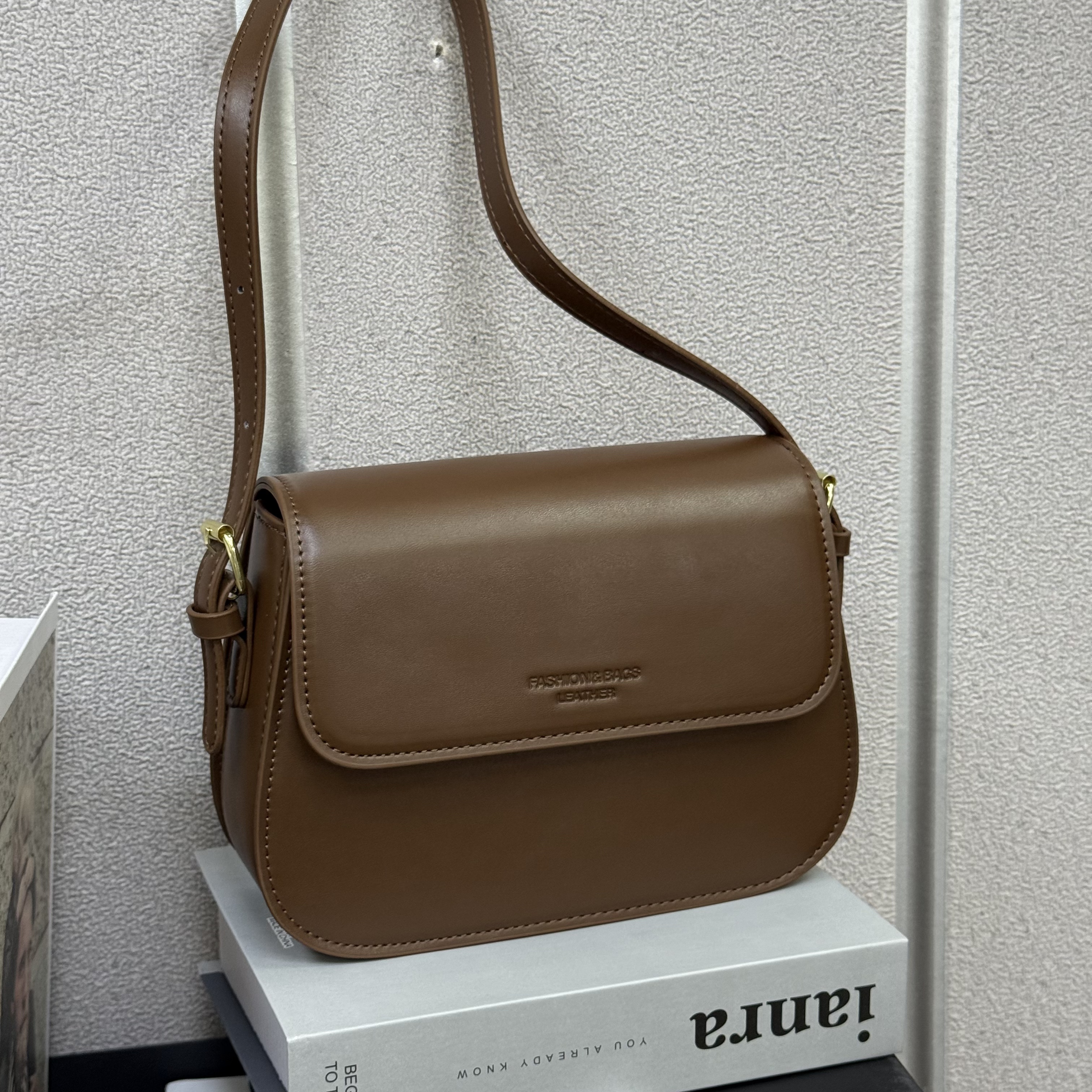 【北门推荐】高品质包包女都市简约简约做旧单肩休闲斜挎包时尚小包