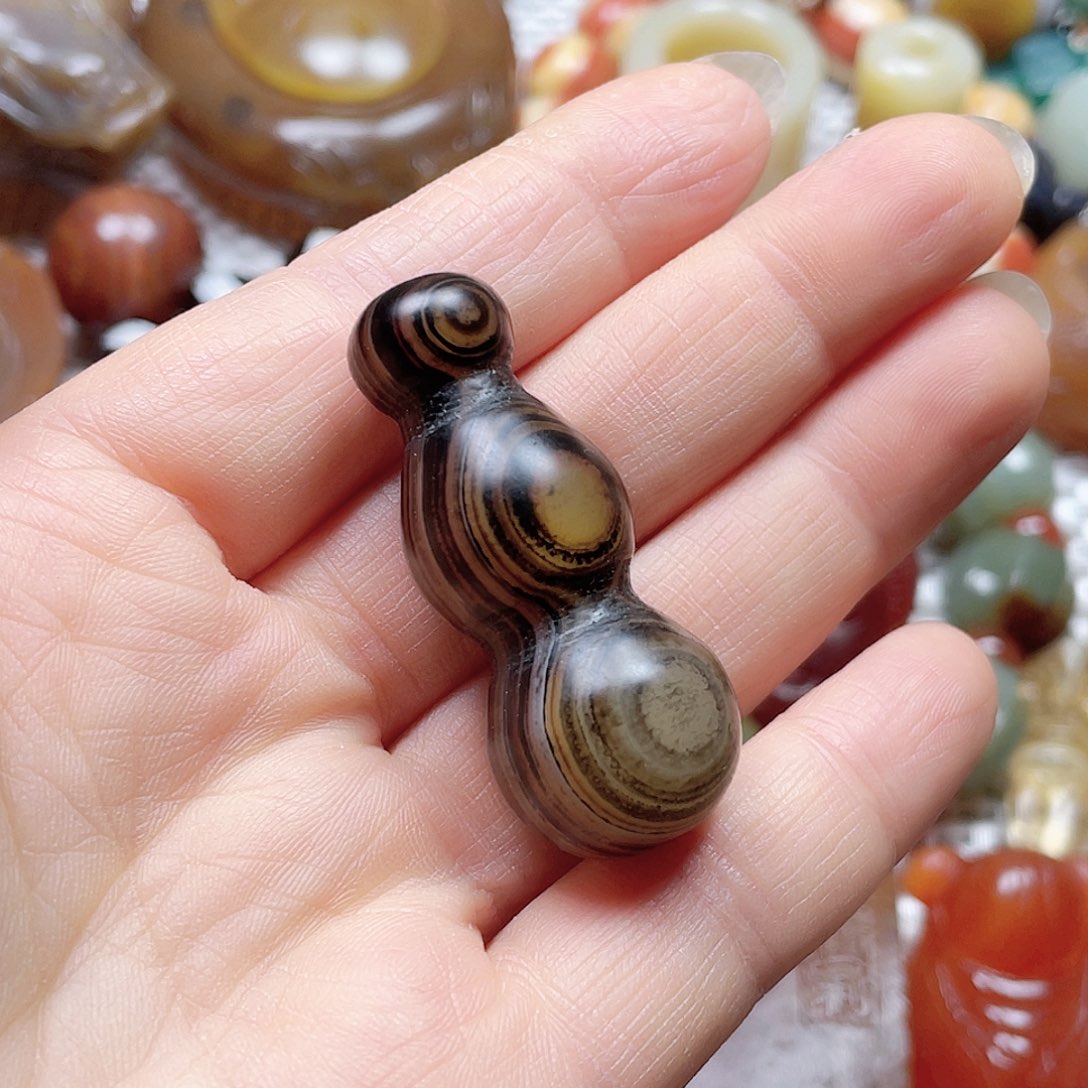 玛瑙/玉髓挂件未镶嵌