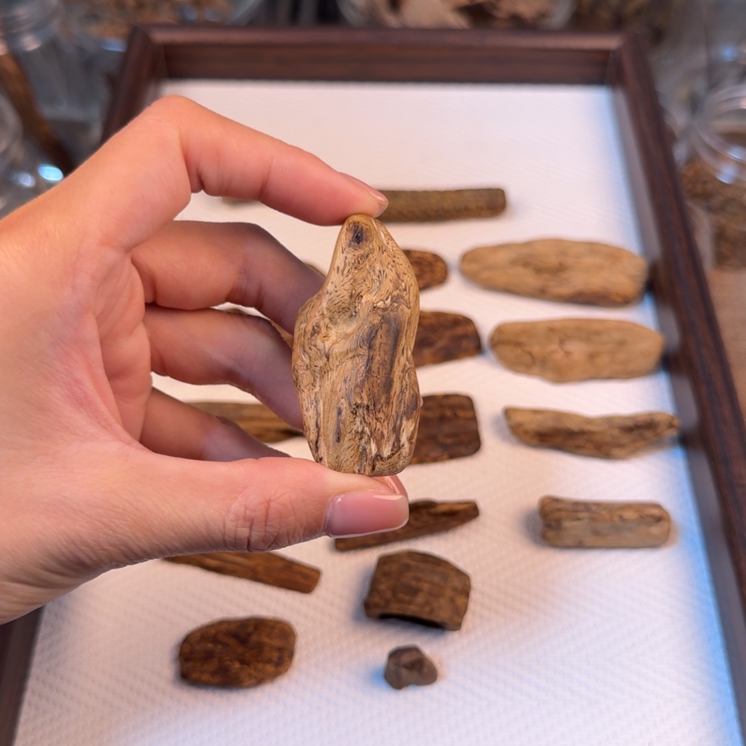 菩萨棋吊坠把玩9.16克