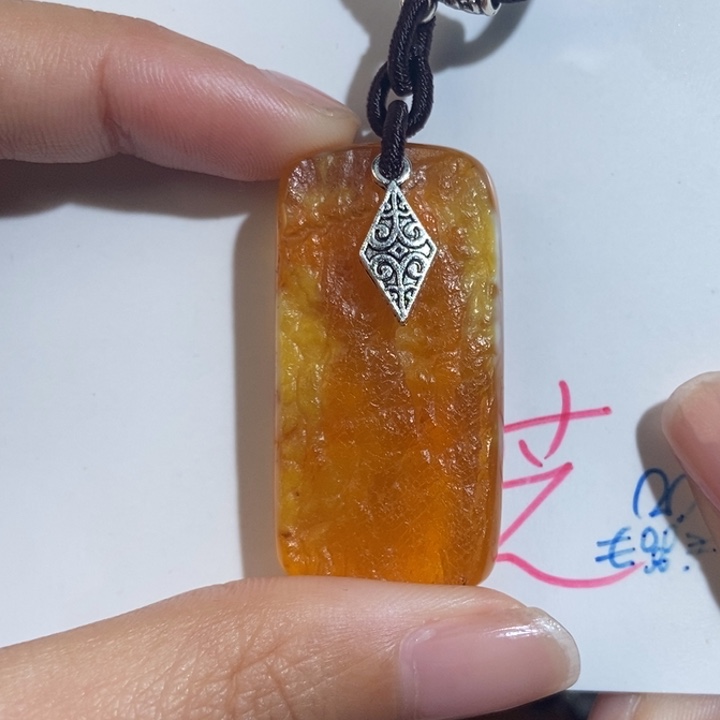 定制琥珀未镶嵌琥珀