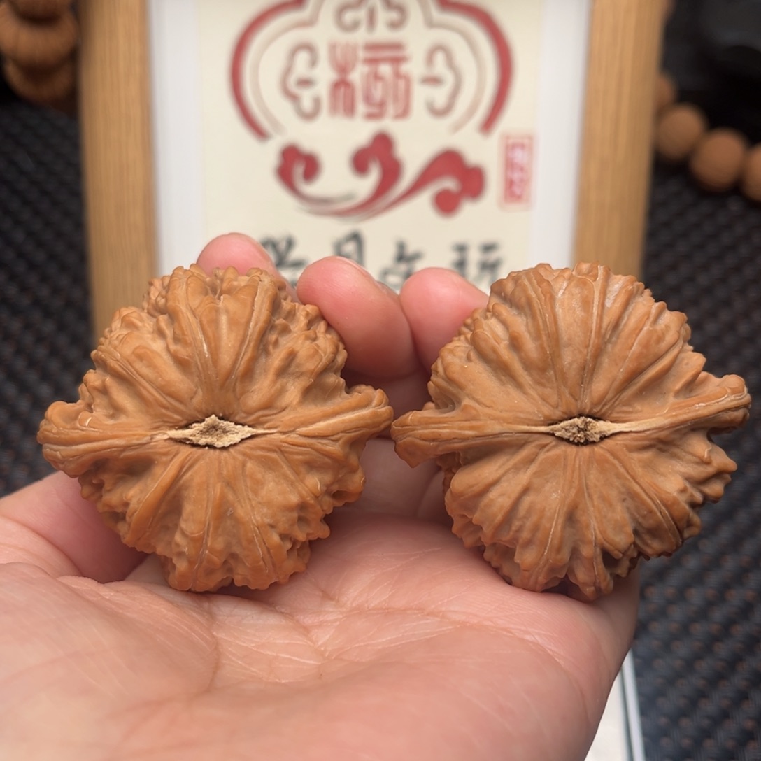 吊坠文玩核桃阿*木全品白狮子