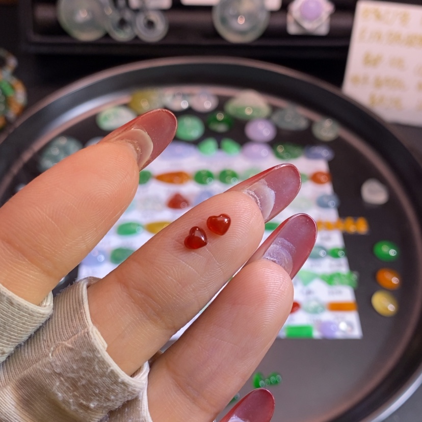 【闪购商品】翡翠挂件未镶嵌心