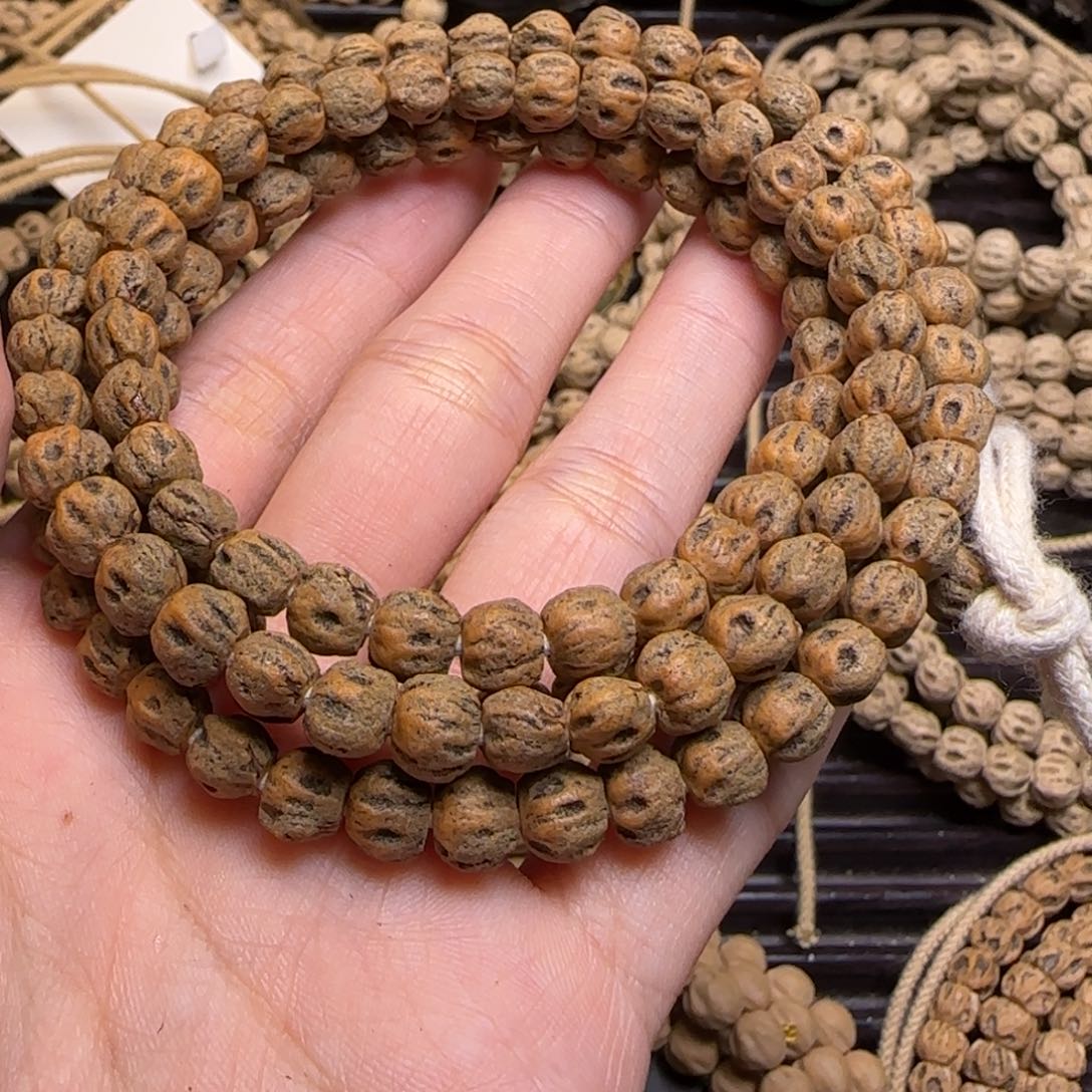 柏香籽/百香籽吊坠