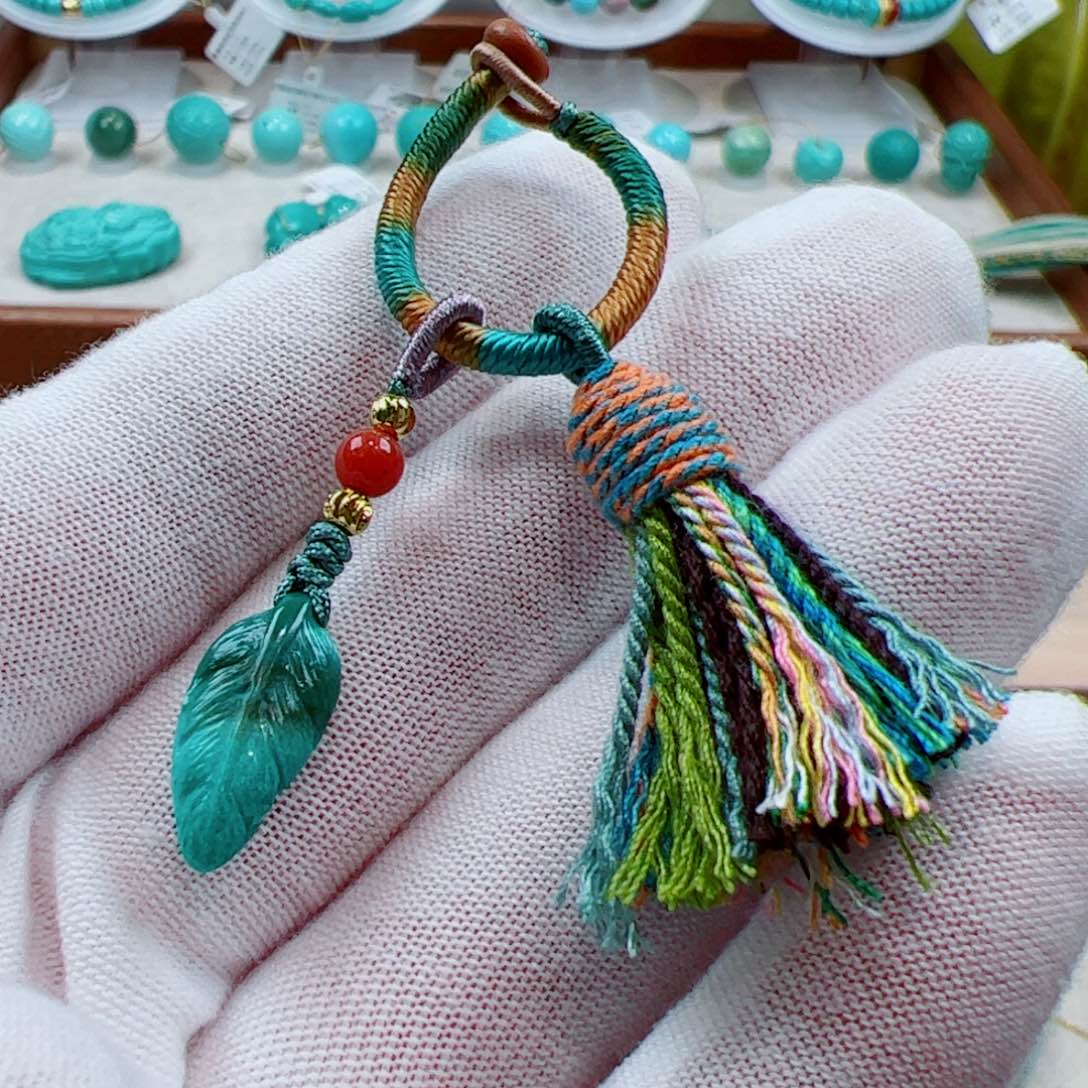 绿松石把件未镶嵌1个