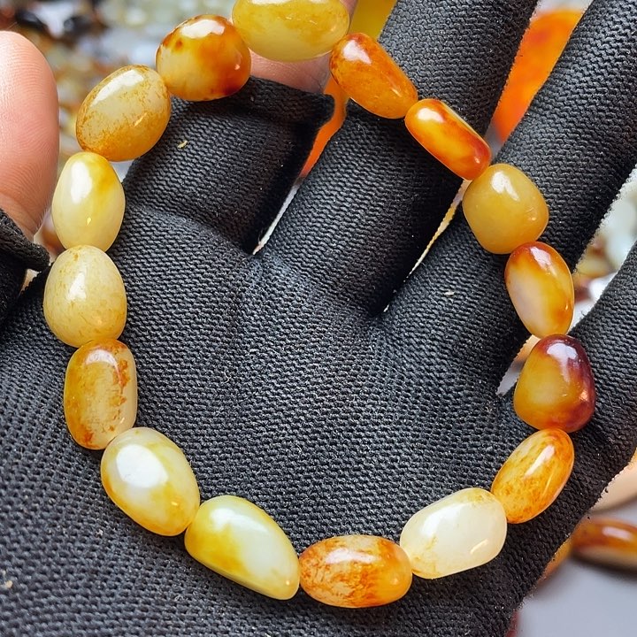 和田玉未镶嵌手链