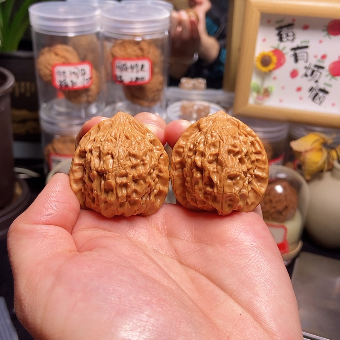 文玩核桃吊坠39野生核桃全品