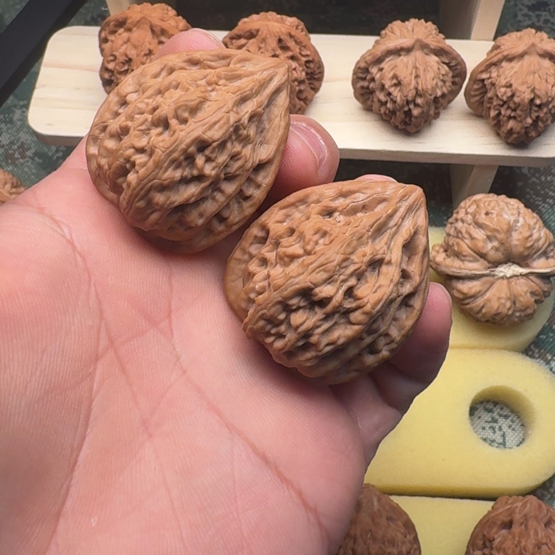 ****花核桃文玩核桃天眼鸡心36