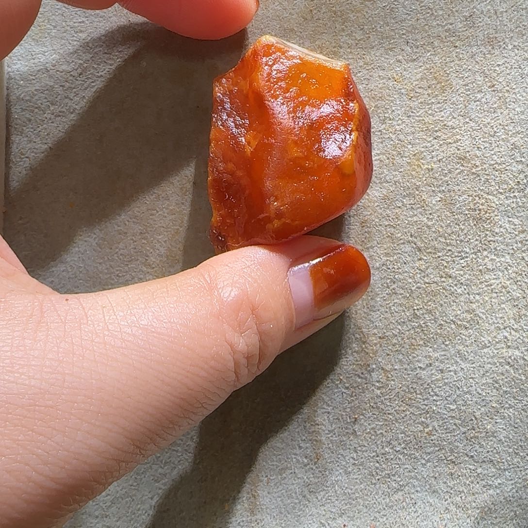 定制琥珀未镶嵌定制