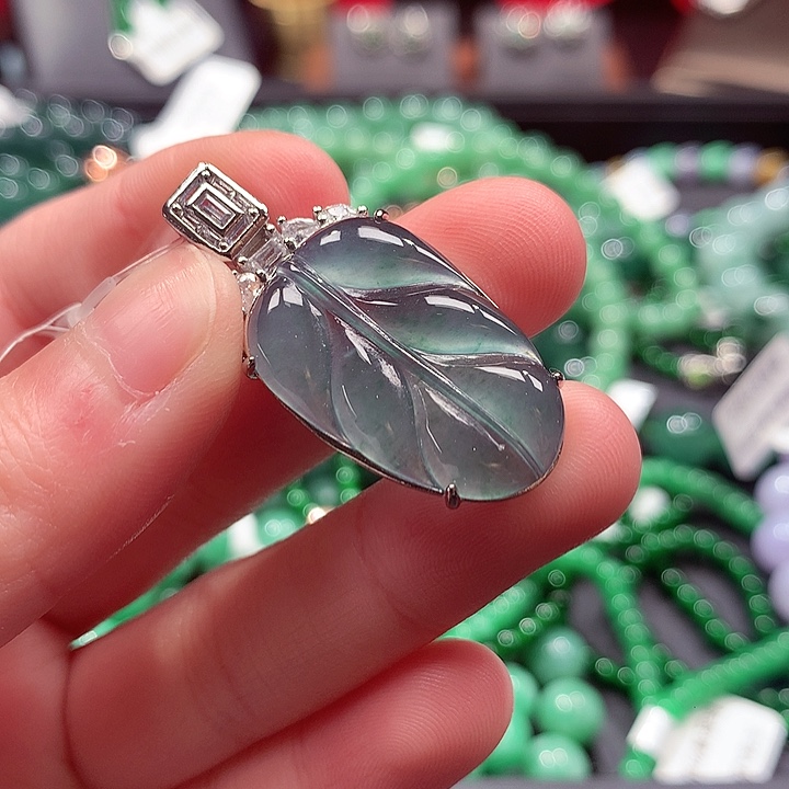 翡翠手链未镶嵌翡翠