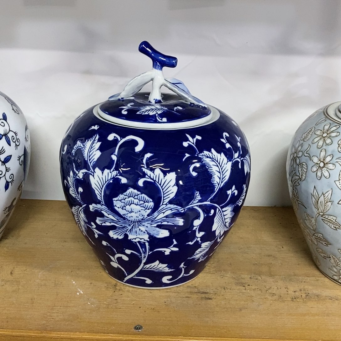 【闪购商品】摆件苹果储物罐瓷器………………………………