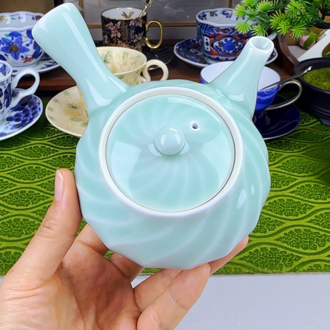 它家陶瓷 很好看！！6