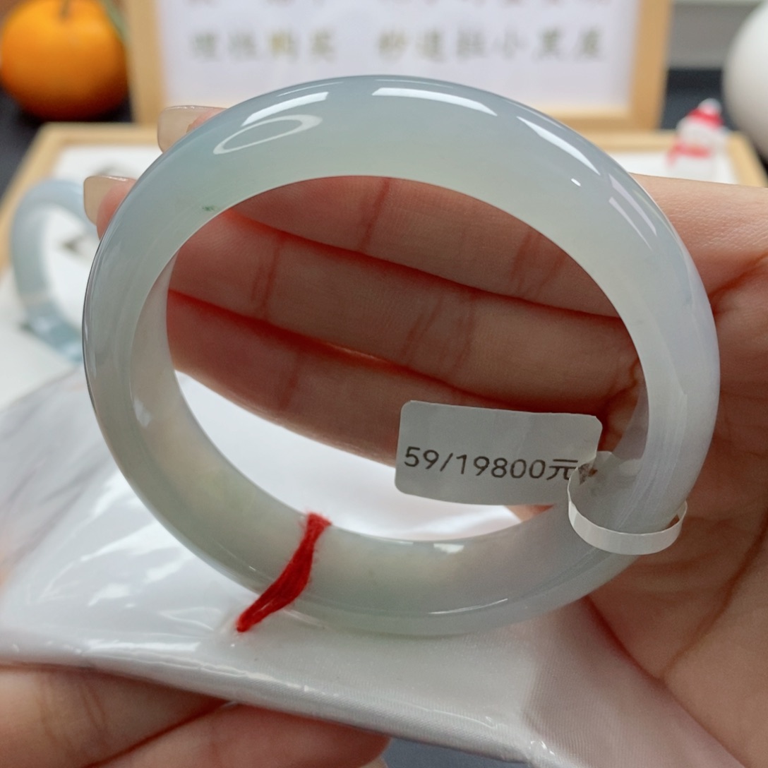 翡翠手镯未镶嵌天然A货翡翠手镯