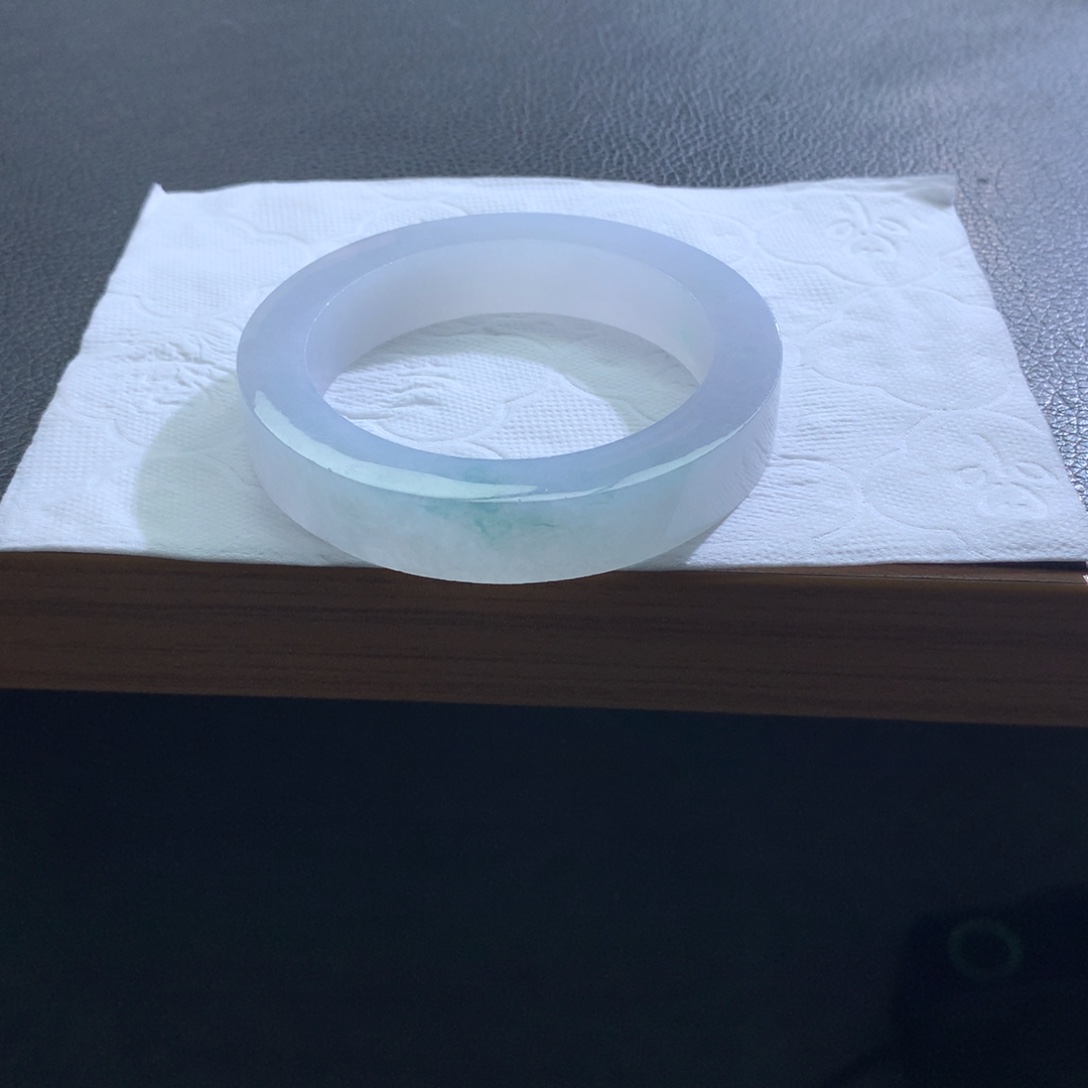 定制翡翠未镶嵌翡翠手镯白冰冰飘花