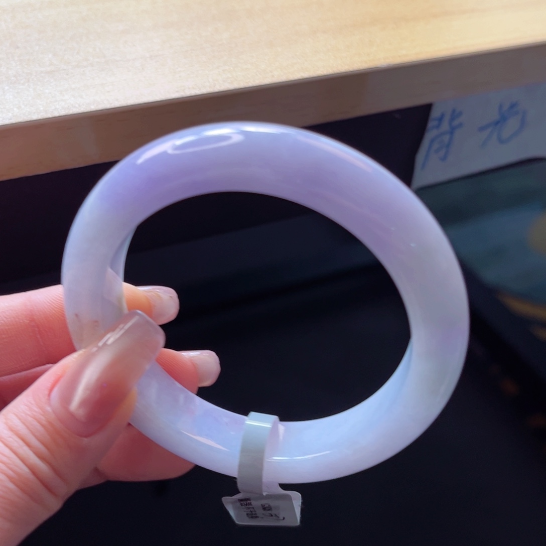 翡翠手镯未镶嵌手镯