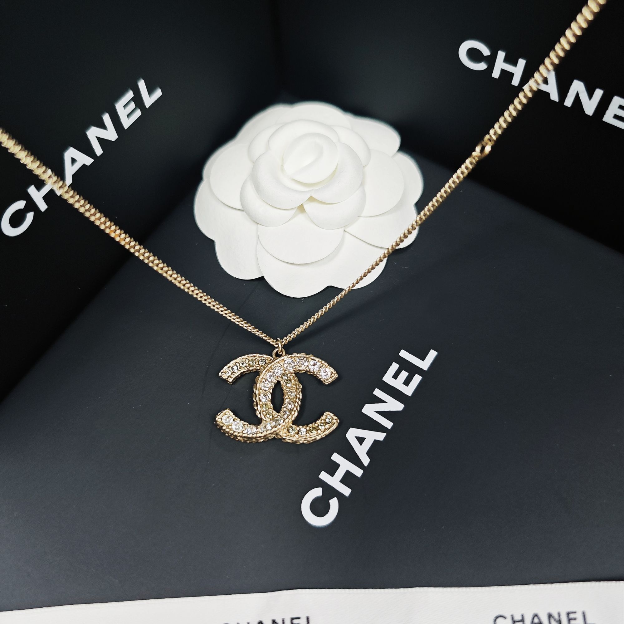 未使用 Chanel/香奈儿 项链经典满钻金色时尚圆钻凹陷艺术拼接ZX