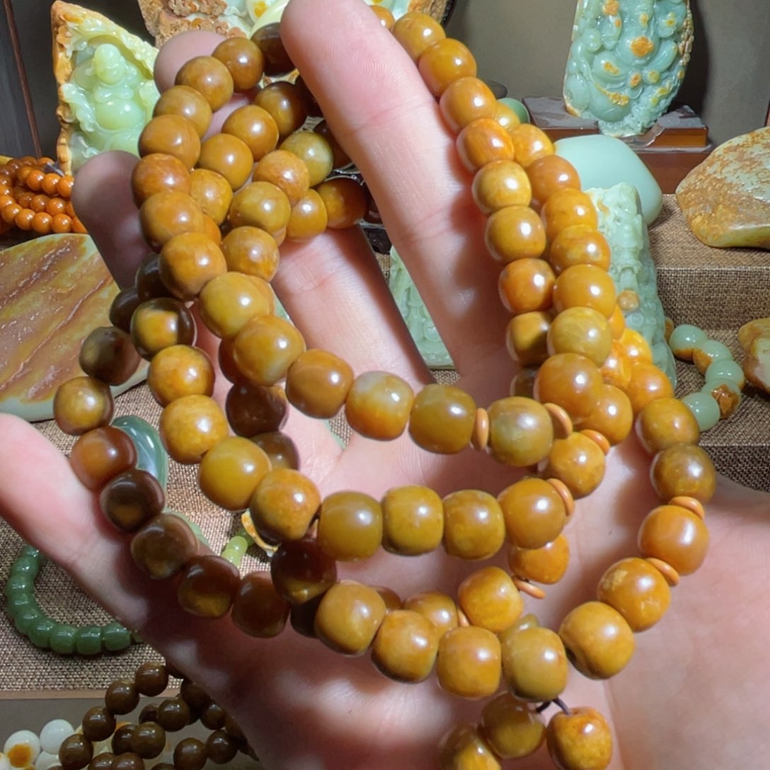 岫岩河磨玉（透闪石质玉）项链未镶嵌《****哥