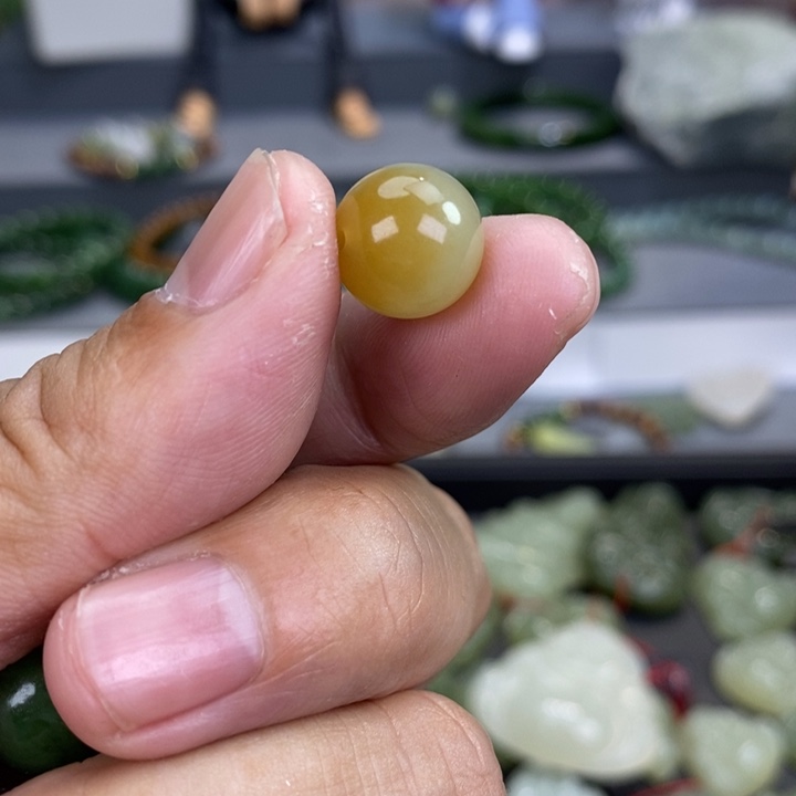 和田玉颈饰未镶嵌烤*面