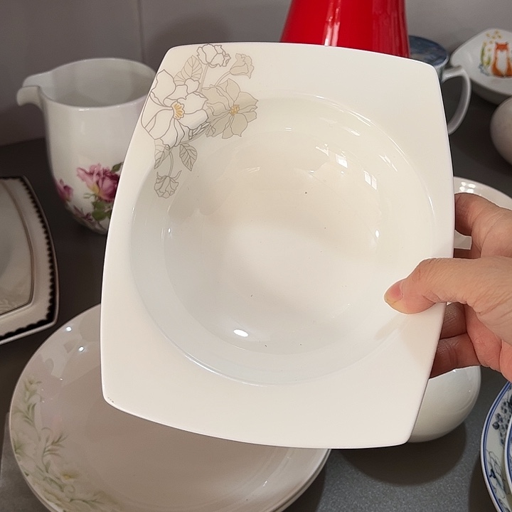 瓷片微瑕骨瓷特惠碗一个