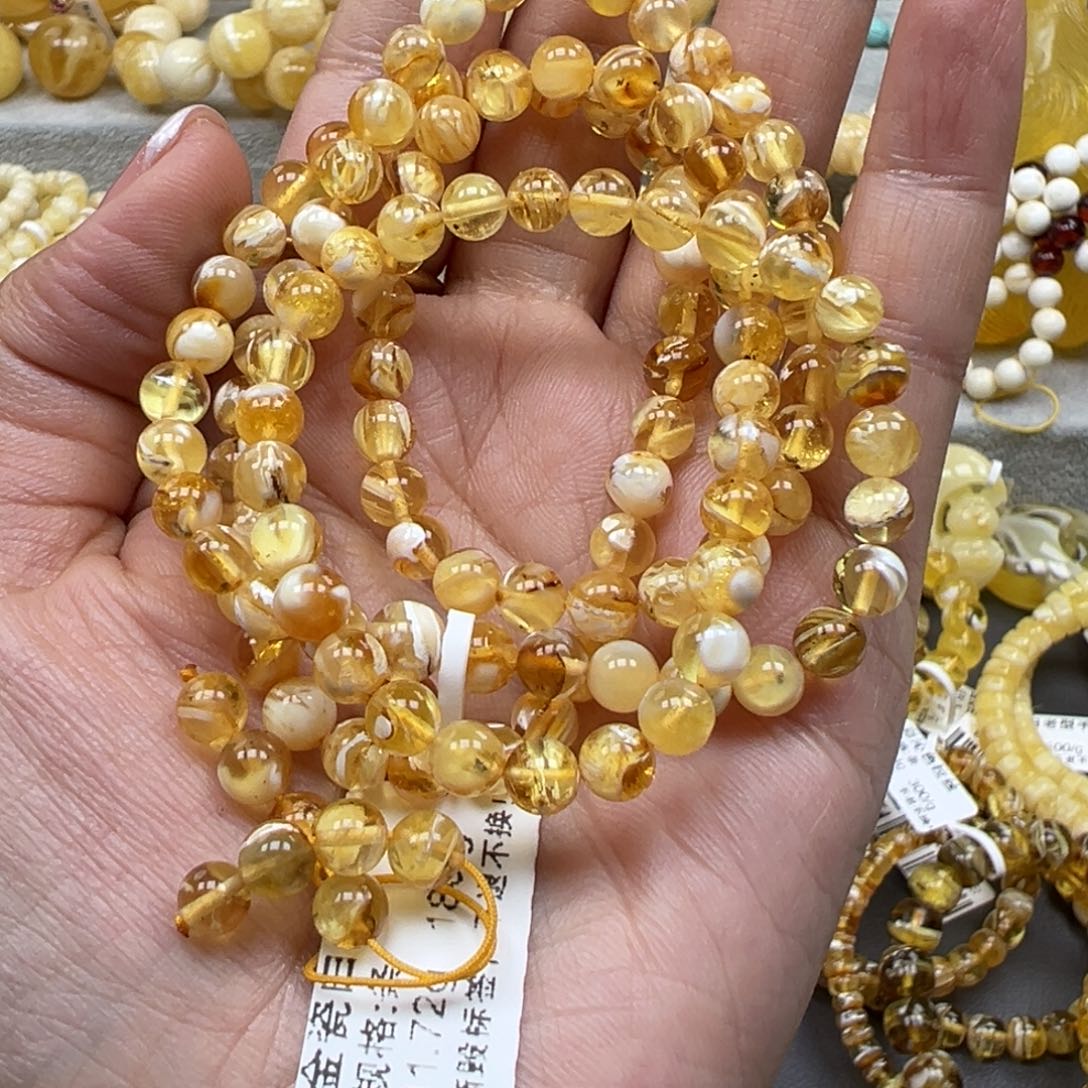 琥珀珠宝奇石未镶嵌