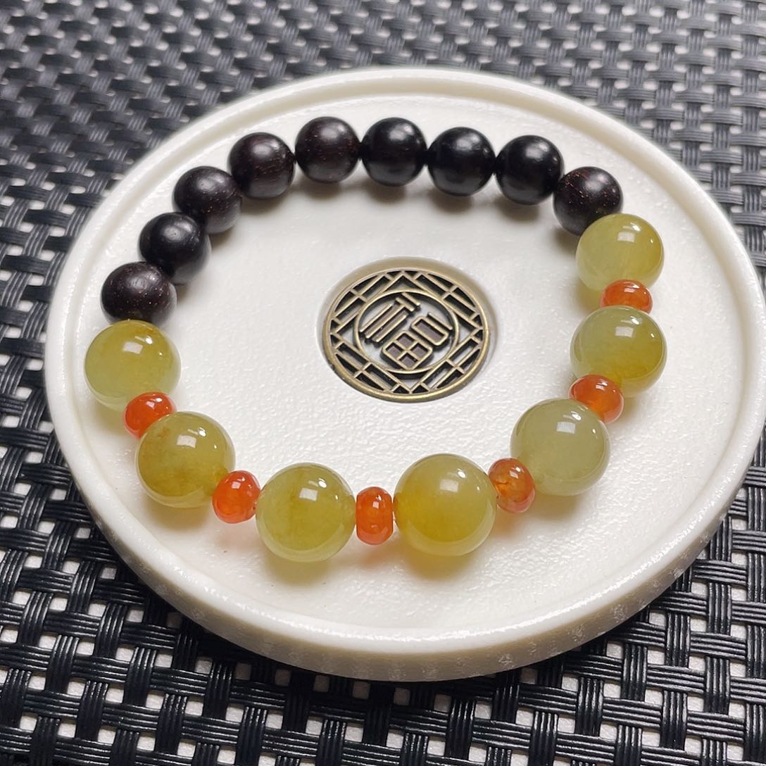 翡翠手链未镶嵌卡10