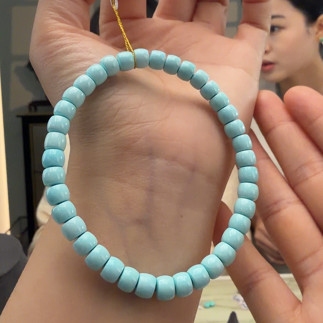 绿松石未镶嵌颈饰