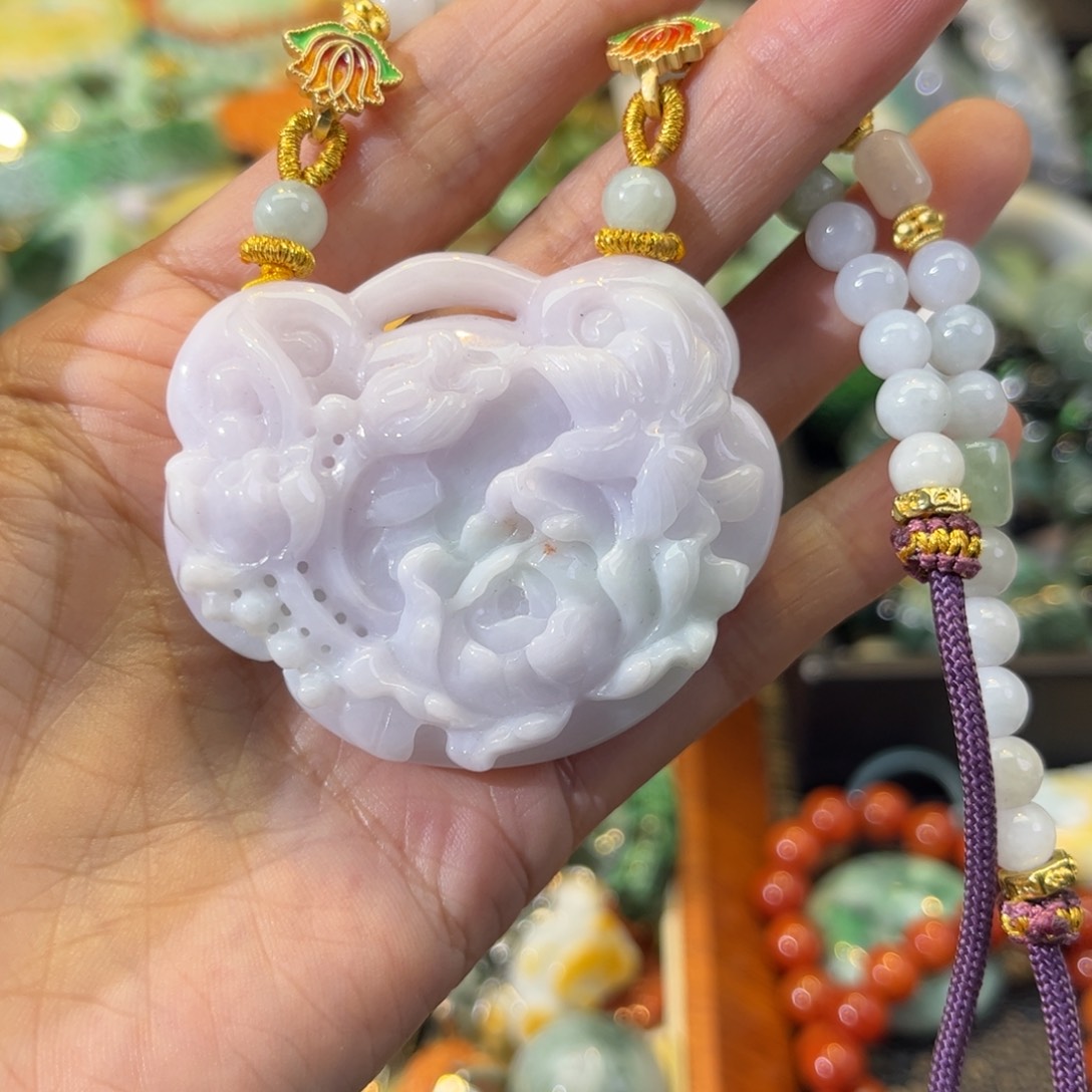 翡翠颈饰未镶嵌翡翠吊坠默认微瑕