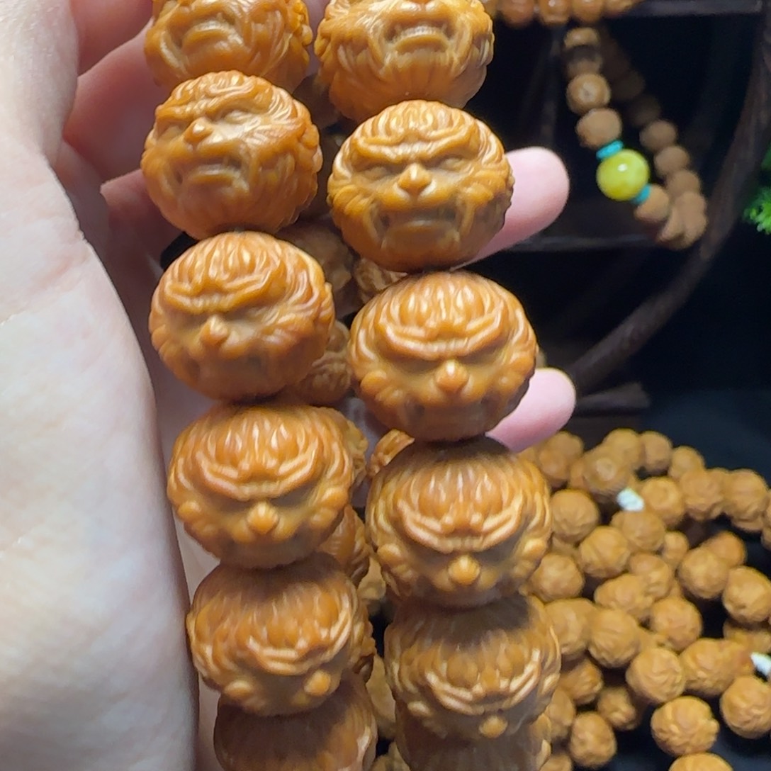 廊***姐猴头核桃吊坠猴头