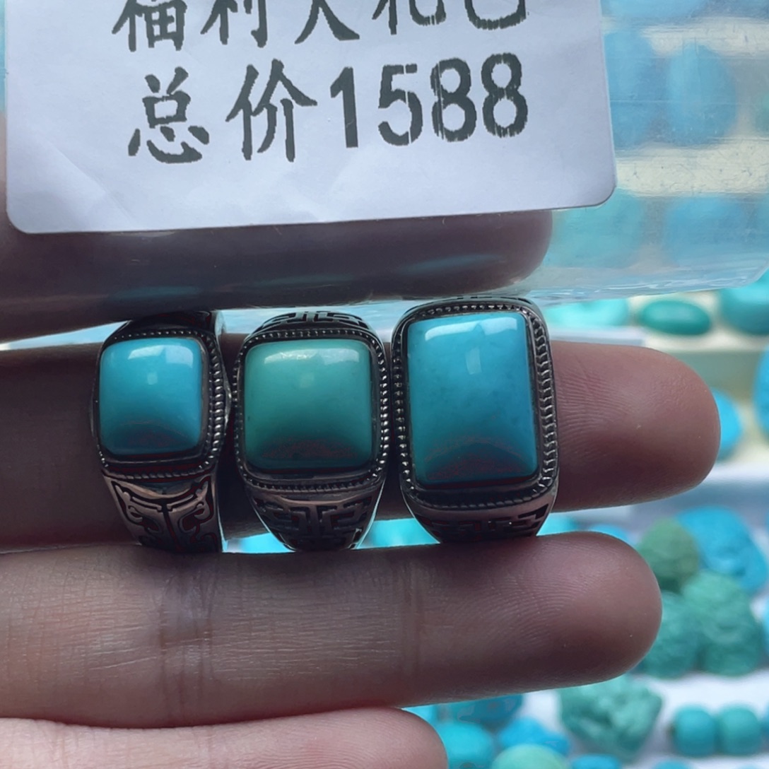 绿松石银S925镶嵌天然原矿绿松石雕刻件