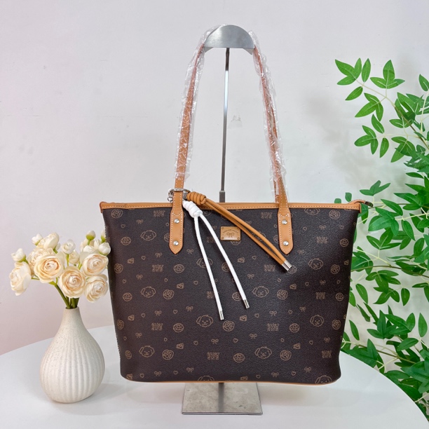 南风新款通勤大容量托特包女简约百搭单肩斜挎休闲时尚女士包包