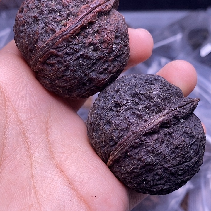 文玩核桃吊坠   96