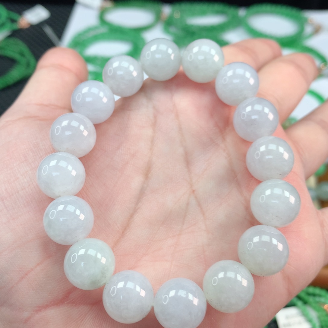 翡翠手链未镶嵌翡翠