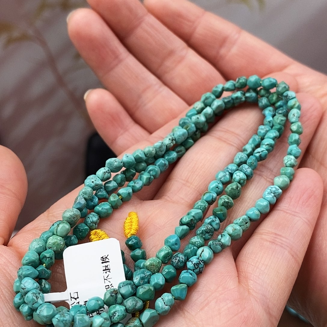 绿松石未镶嵌原矿