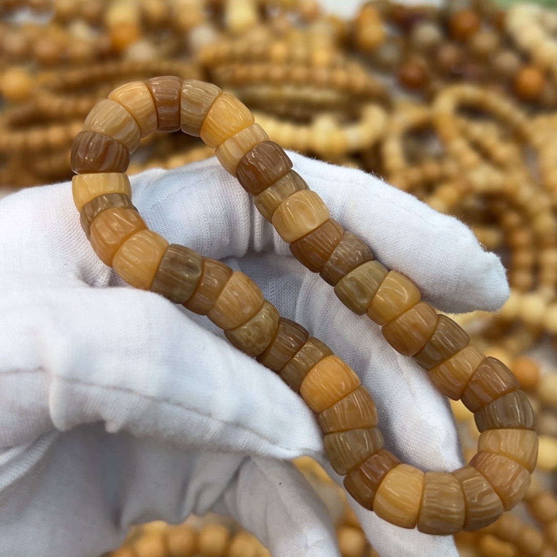 木***雨吊坠菩提根/象牙果11树王783